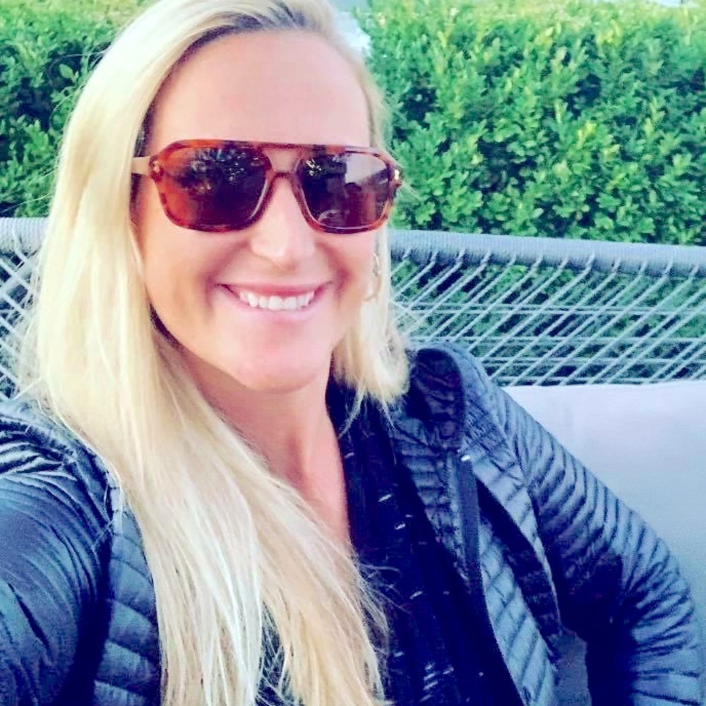 Meet your Posher, Carrie